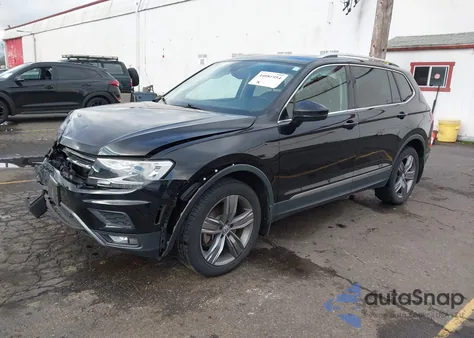 2020 Volkswagen Tiguan 2.0T Se/2.0T Se R-Line Black/2.0T Sel z USA, uszkodzony, nr VIN 3VV2B7AX5LM175922